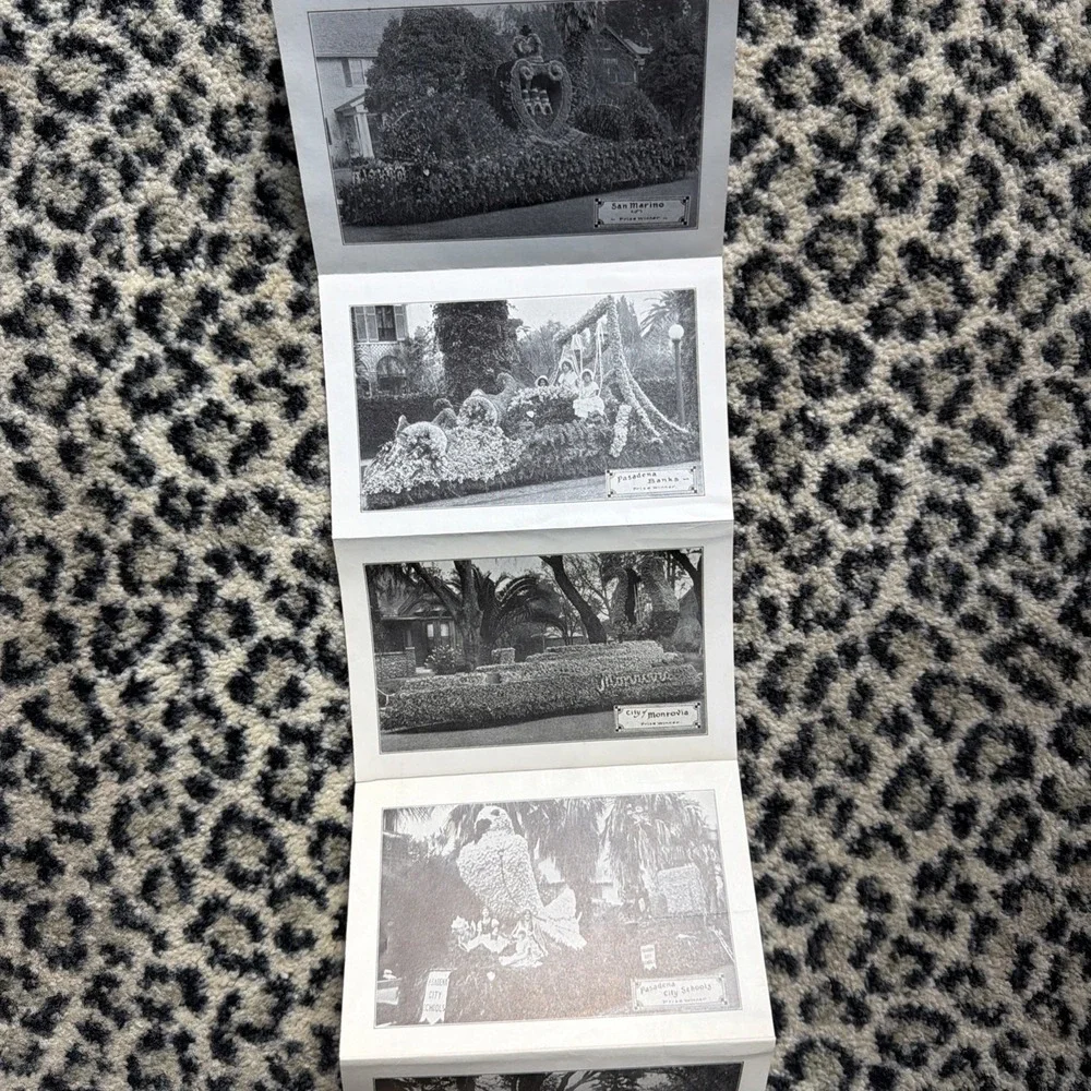 Pasadena California CA 1931 Tournament Of Roses Parade Souvenir Fold Out Photos